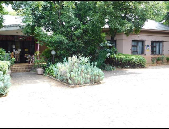 400M² OFFICE FOR SALE IN FERNDALE